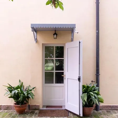 Casa Nella Campagna Parmigiana. * Ponte Taro