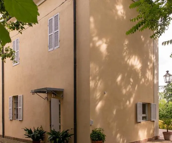 Casa Nella Campagna Parmigiana. Casa de Férias